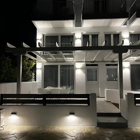 Ocean Blue Apartment