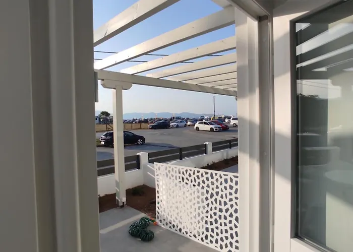 Ocean Blue Ierissos