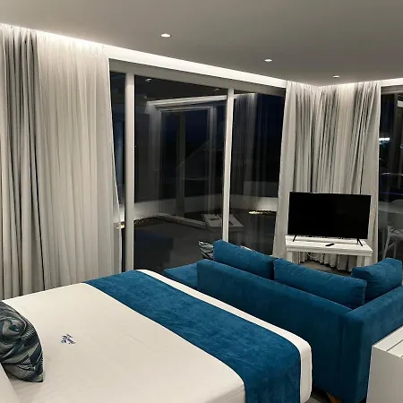 Ocean Blue * Ierissos